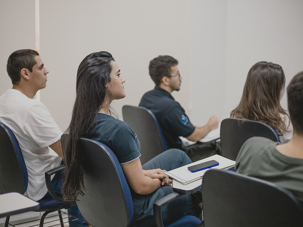 Primeira-Turma-Recém-Formados-1